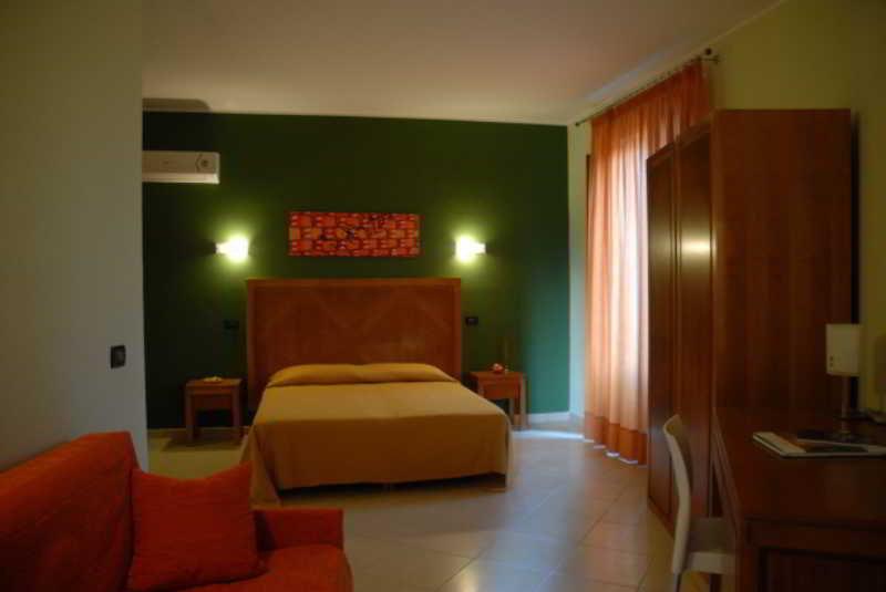 Hotel Federico II Castiglione De Sicilia Exterior foto